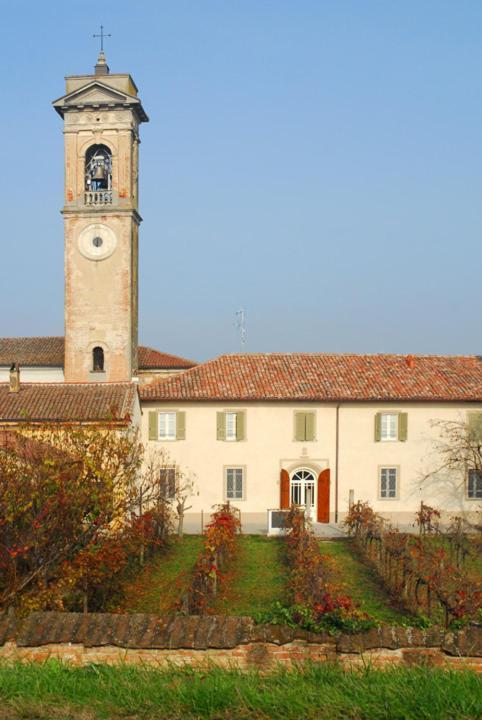Ostello La Canonica Motta Baluffi Exterior foto